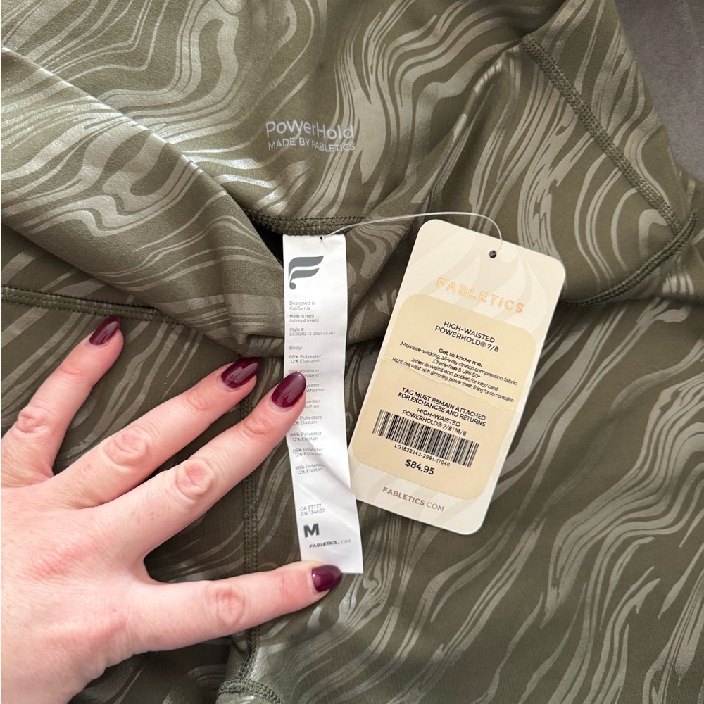 Fabletics Olive Wave Pattern Leggings NWT - image 4